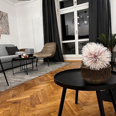 Riverside Apartment 카를로비바리 외부 사진