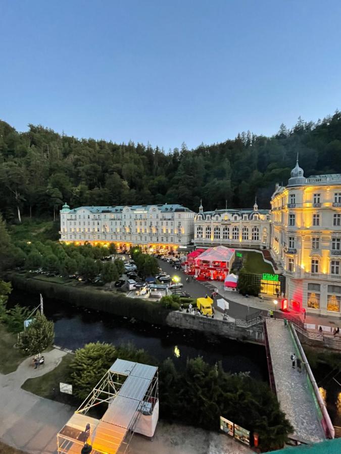 Riverside Apartment 카를로비바리 외부 사진